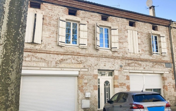 Maison de ville   AGEN  220 m2 290 000 € 